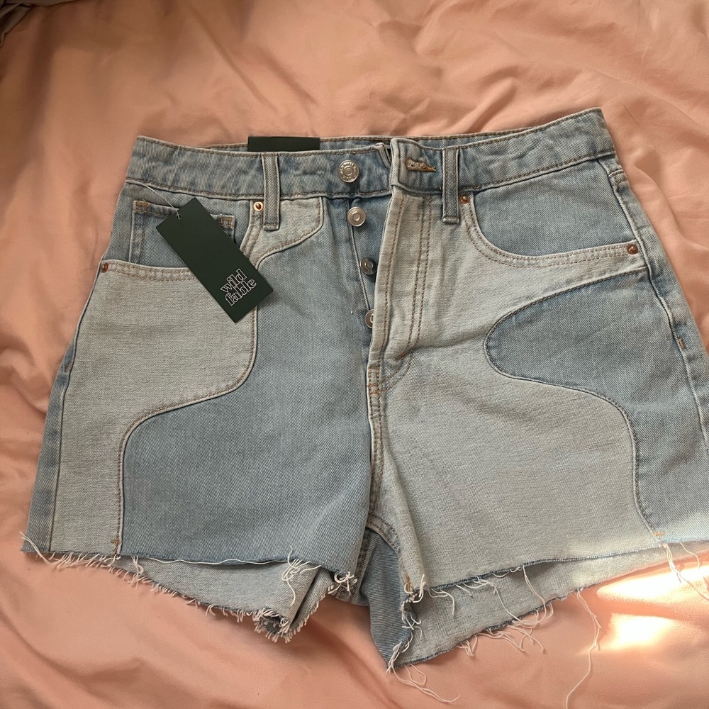NWT!! jean shorts!